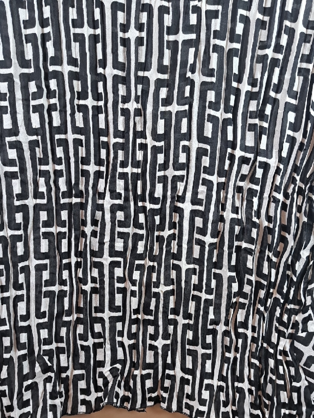 Worthington Black & White Geometric Ruffle Front Blouse - Picture 7 of 7